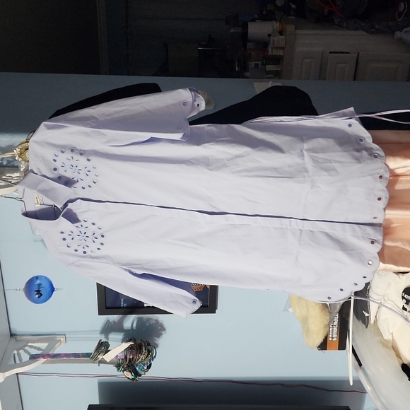 Jason Wu NWT Scalloped Eylet Tunic 10 21"ptp 37.5 long w waist tie Hidden Button - Picture 2 of 5